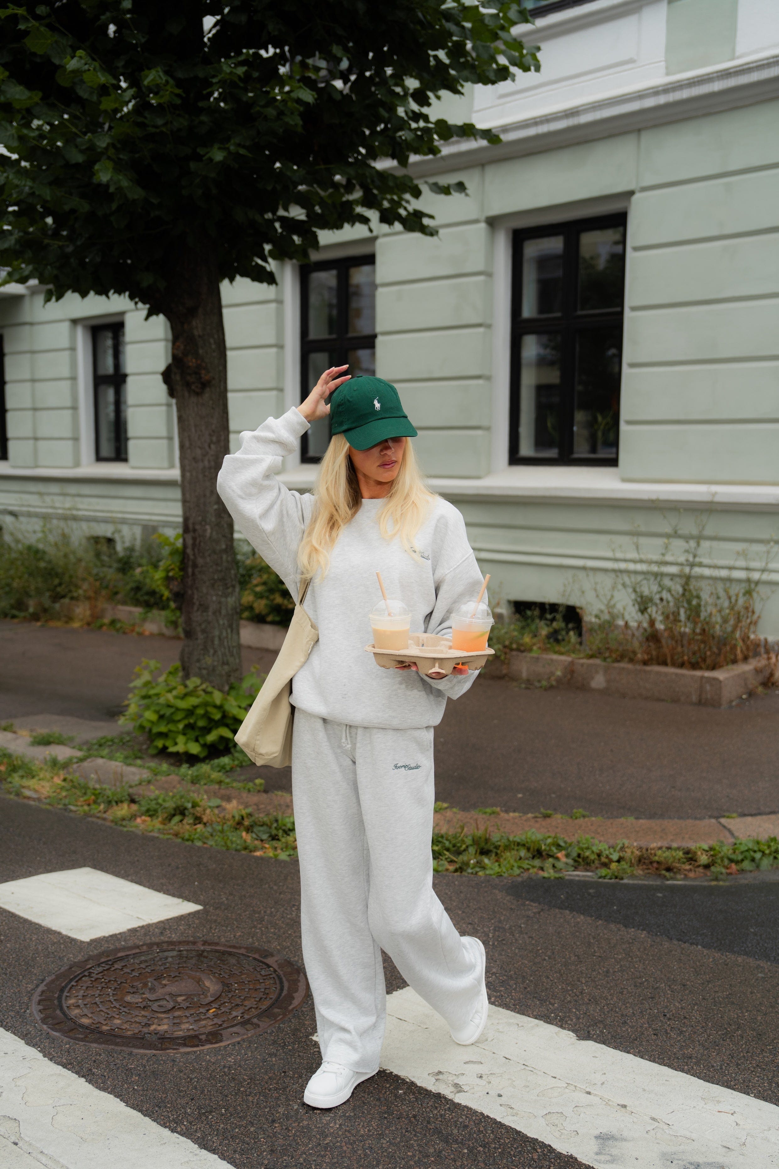 Studio Essential Wide Leg Sweatpant - Grey Melange