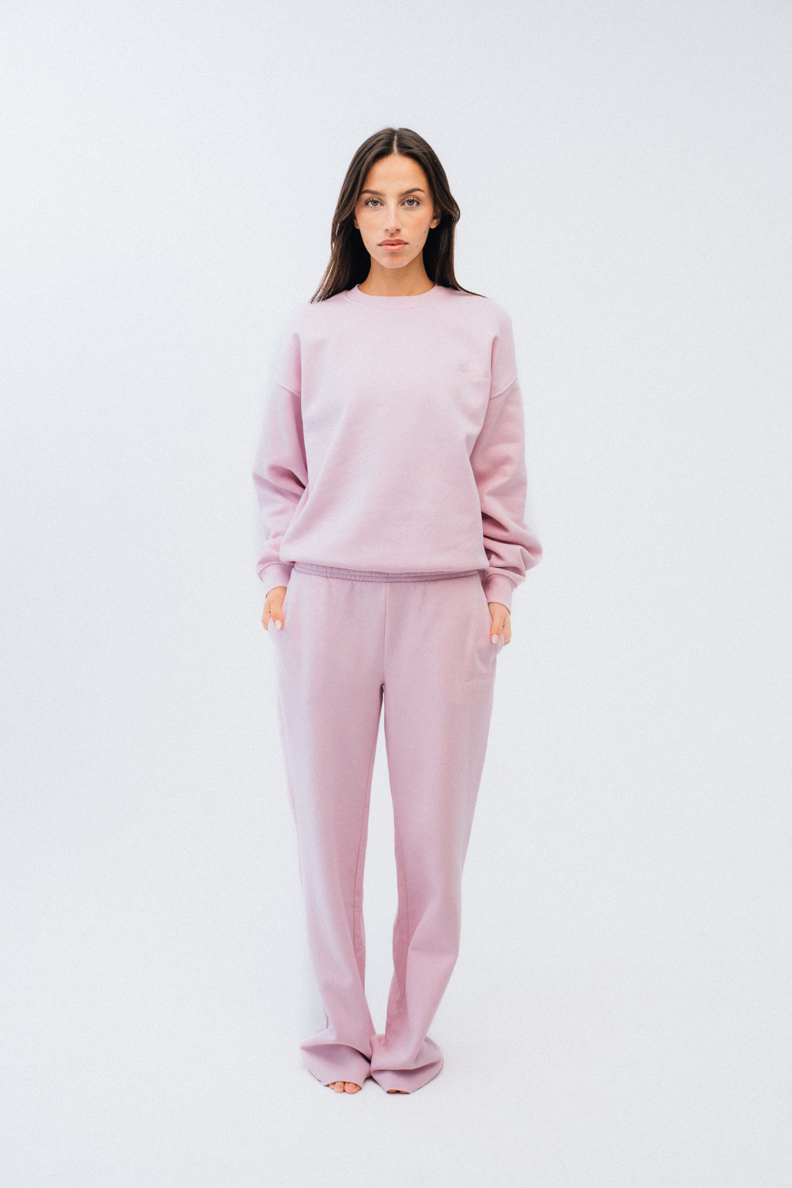 Studio Essential Crewneck - Baby pink