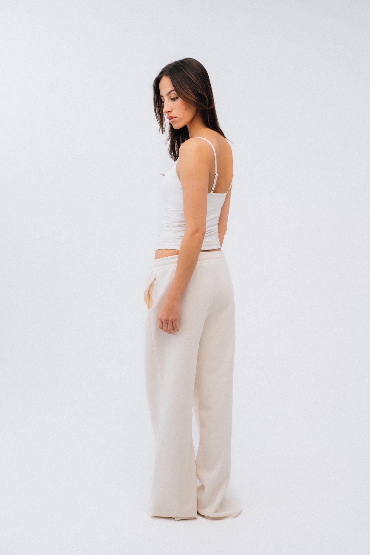 Ivorie Studio Bukse Studio Essential Wide Leg Sweatpant - Creme