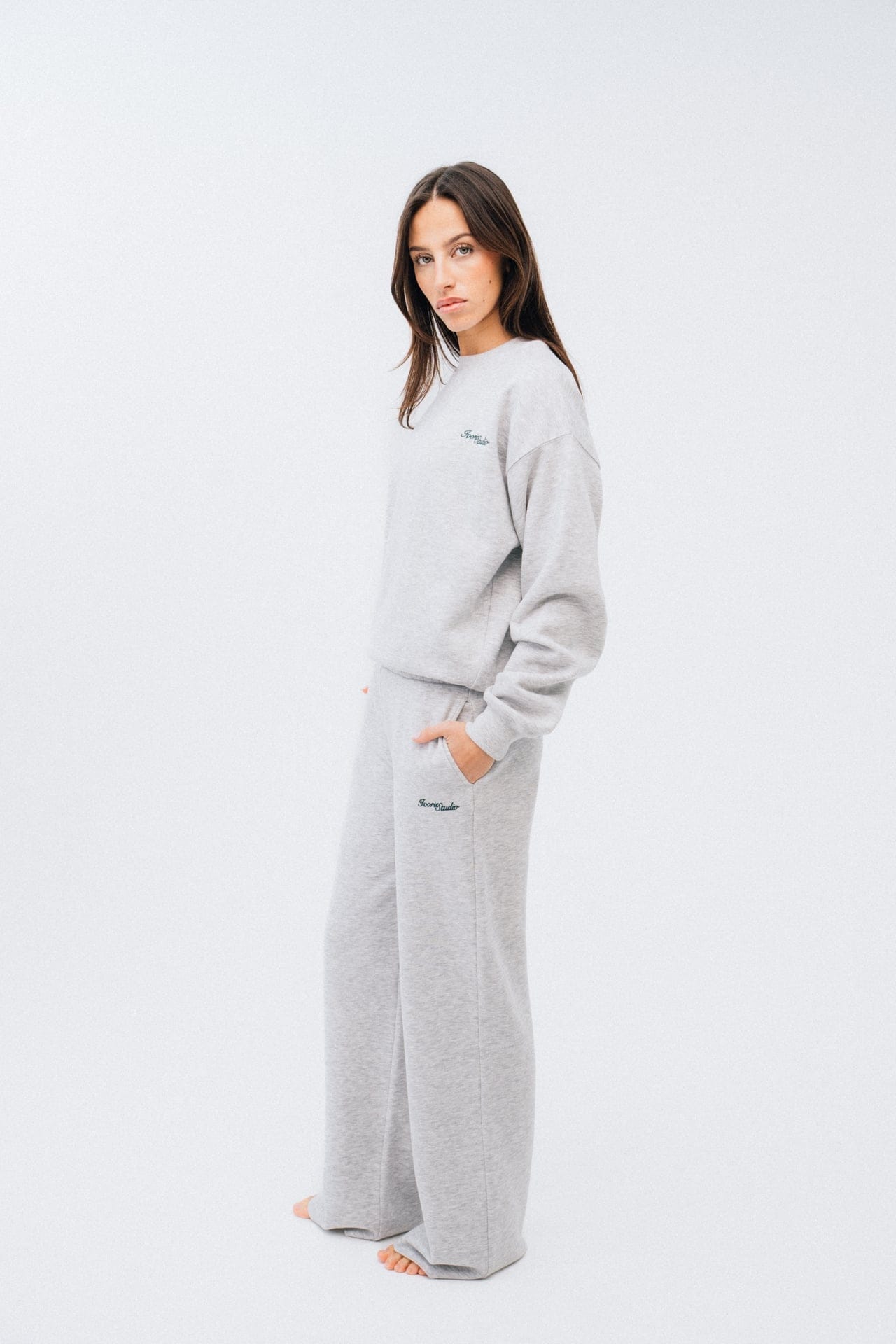 Studio Essential Wide Leg Sweatpant - Grey Melange