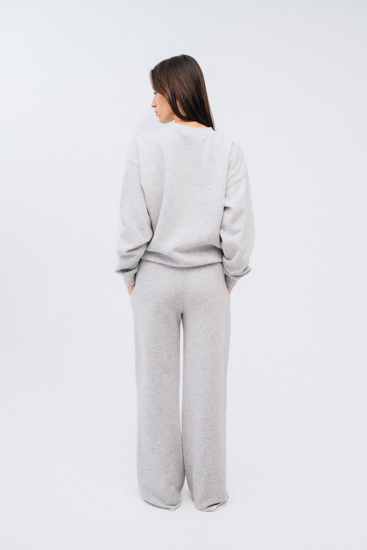 Ivorie Studio Bukse Studio Essential Wide Leg Sweatpant - Grey Melange