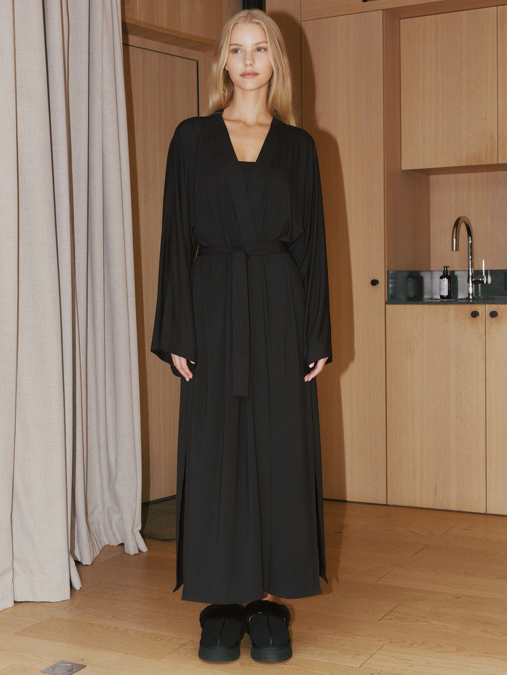 Cloud Lounge Robe Long - Black Ivorie Studio Cloud Lounge Robe Long - Black Ivorie Studio