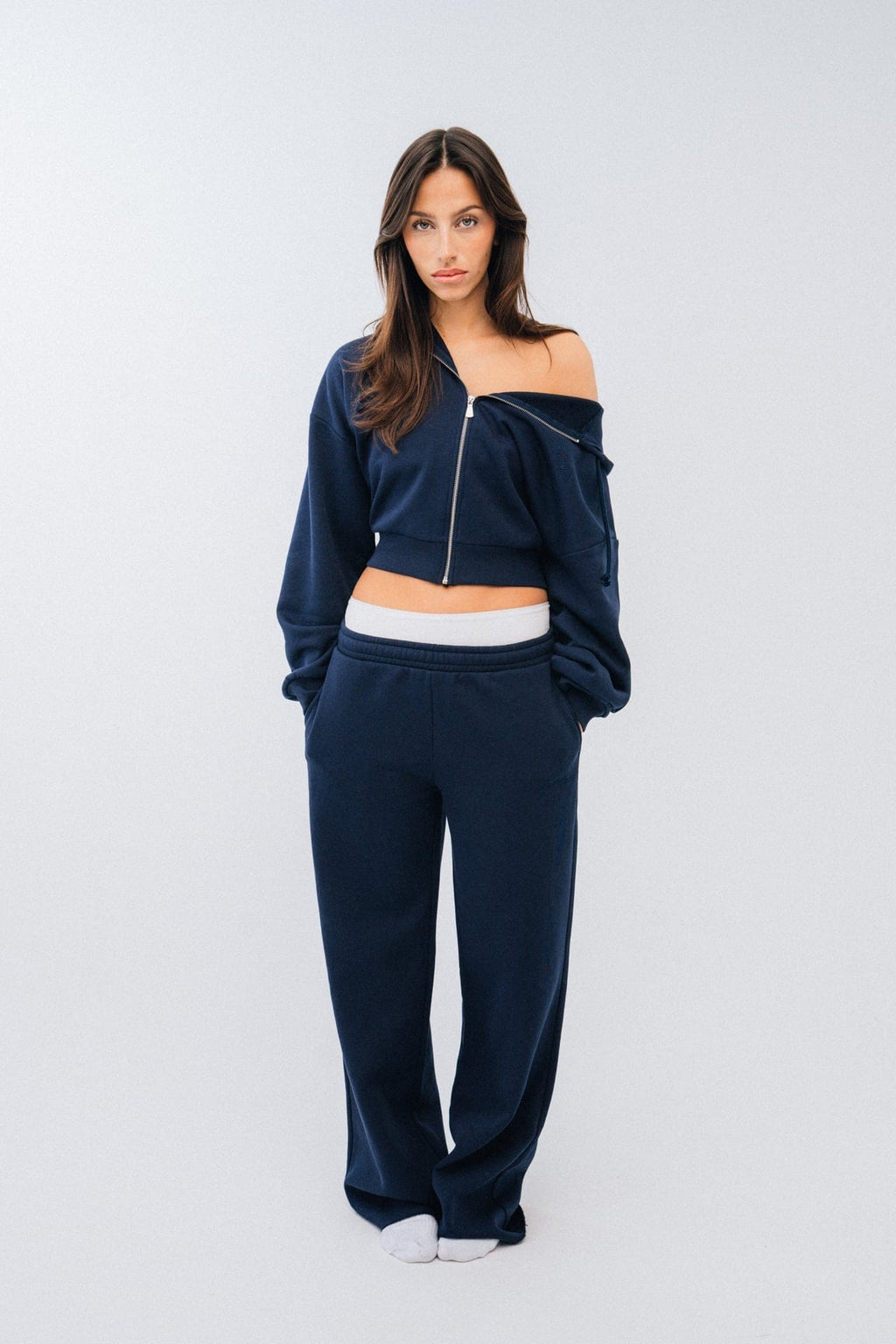 Ivorie Studio Genser Studio Essential Zip Hoodie - Navy