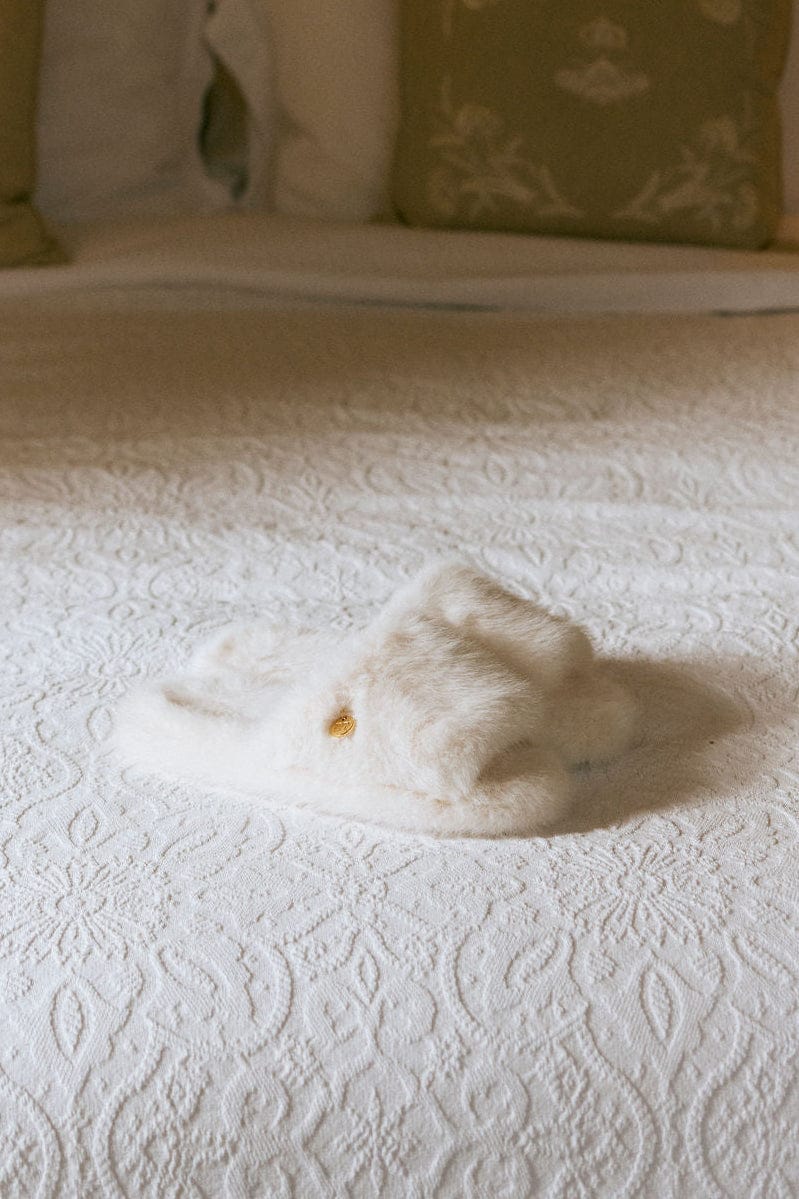 IVY HOME Slippers Cloud Slippers - Offwhite